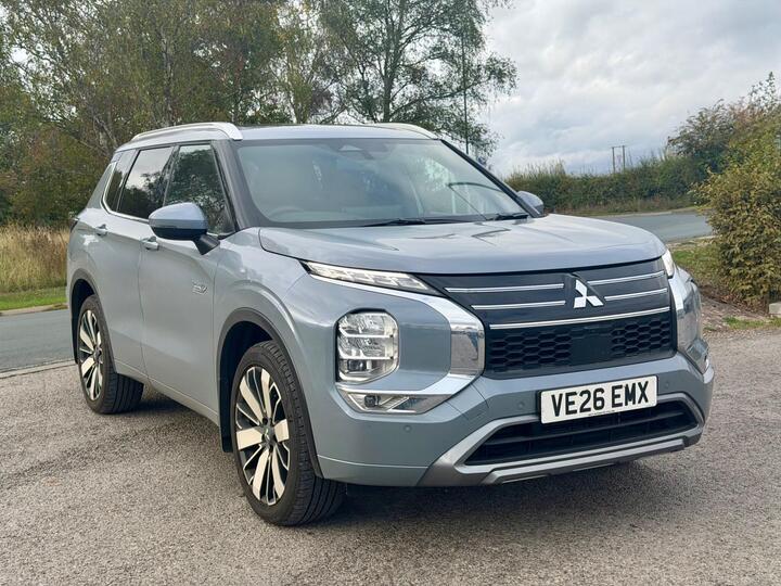 Mitsubishi Outlander 2.4 22.7kWh Diamond CVT 4WD Euro 6 (s/s) 5dr