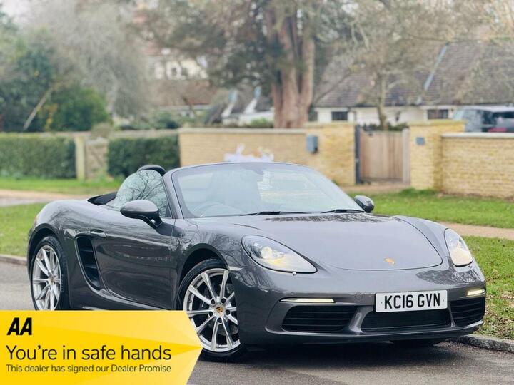 Porsche 718 BOXSTER 2.0T PDK Euro 6 (s/s) 2dr Porsche 718 BOXSTER 2.0T PDK Euro 6 (s/s) 2dr