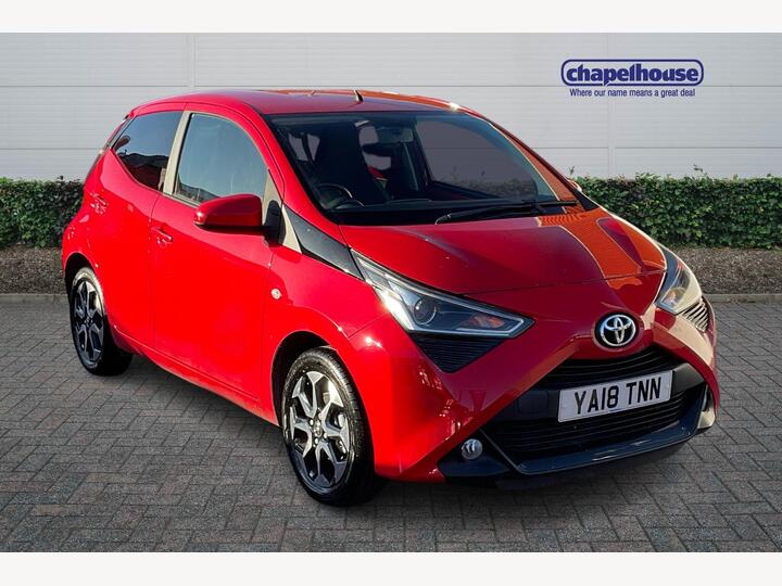 Toyota Aygo 1.0 VVT-i X-plore Euro 6 5dr Toyota Aygo 1.0 VVT-i X-plore Euro 6 5dr