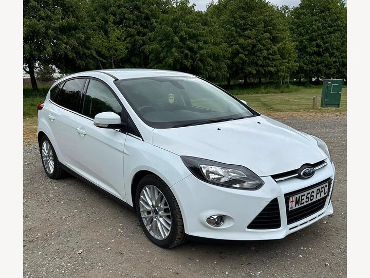 Ford Focus 1.6 Zetec Powershift Euro 5 5dr