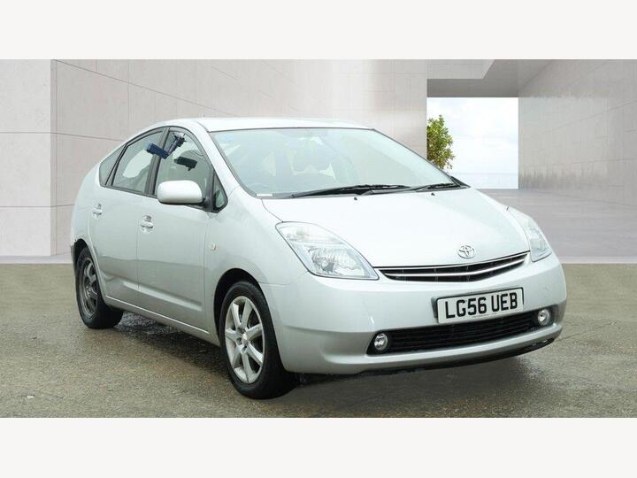Toyota Prius 1.5 T Spirit CVT 5dr Toyota Prius 1.5 T Spirit CVT 5dr