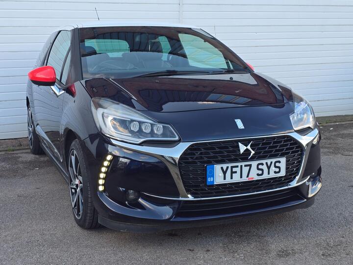 DS AUTOMOBILES DS 3 1.2 PureTech Ines De La Fressange Euro 6 (s/s) 3dr