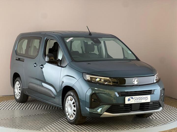 Vauxhall Combo Life Electric 52kWh Design Auto 5dr (7.4kW Charger)