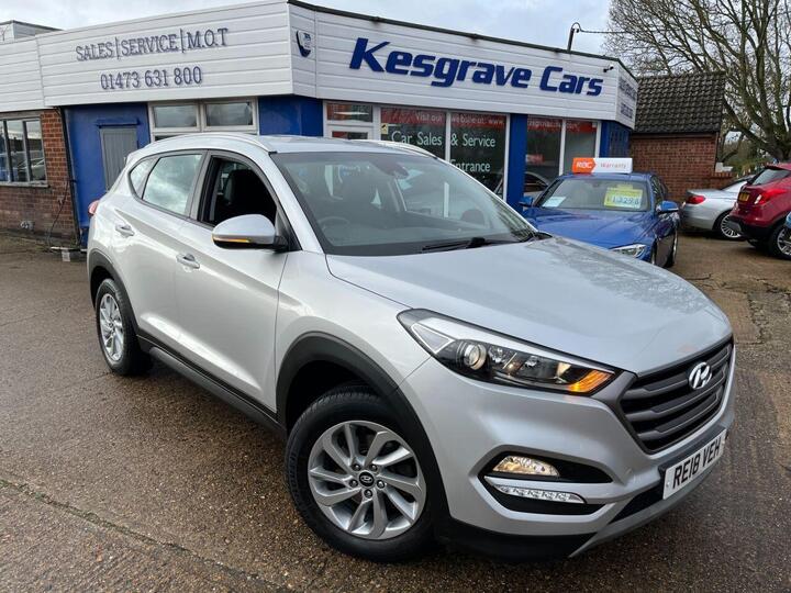 Hyundai TUCSON 1.6 GDi Blue Drive SE Nav Euro 6 (s/s) 5dr Hyundai TUCSON 1.6 GDi Blue Drive SE Nav Euro 6 (s/s) 5dr