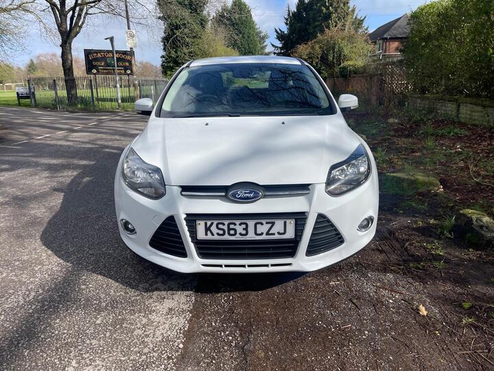Ford Focus 1.6 TDCi Zetec Euro 5 (s/s) 5dr
