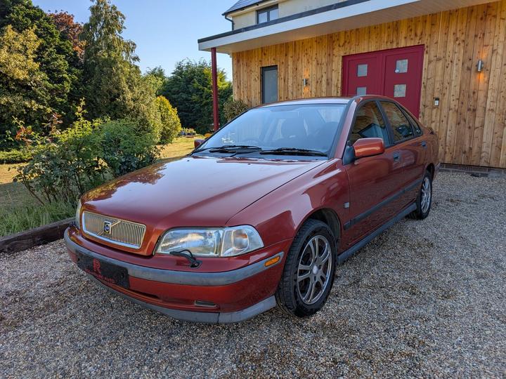 Volvo S40 1.8 4dr