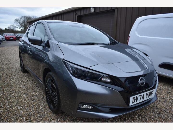 Nissan Leaf 39kWh Tekna Auto 5dr Nissan Leaf 39kWh Tekna Auto 5dr