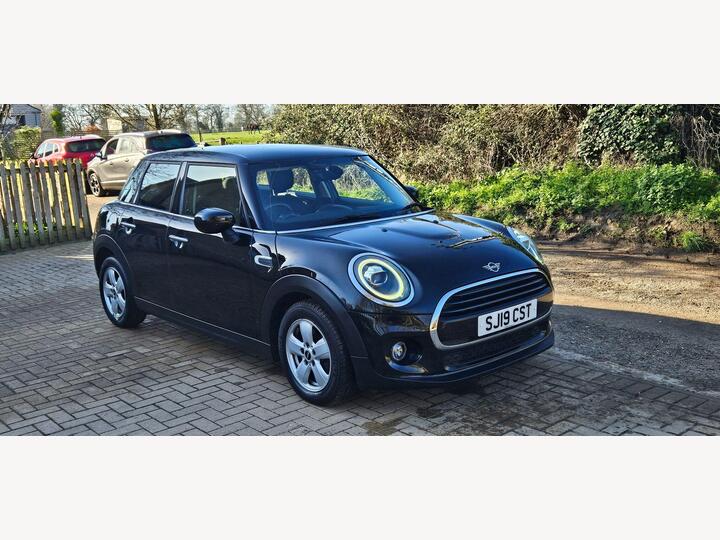 MINI Hatch 1.5 Cooper Classic Euro 6 (s/s) 5dr