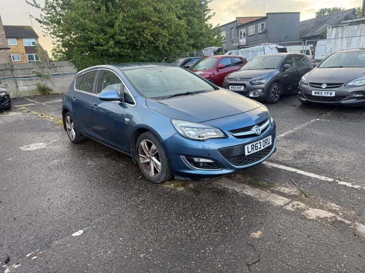 Vauxhall Astra 1.6 16v SRi Auto Euro 5 5dr