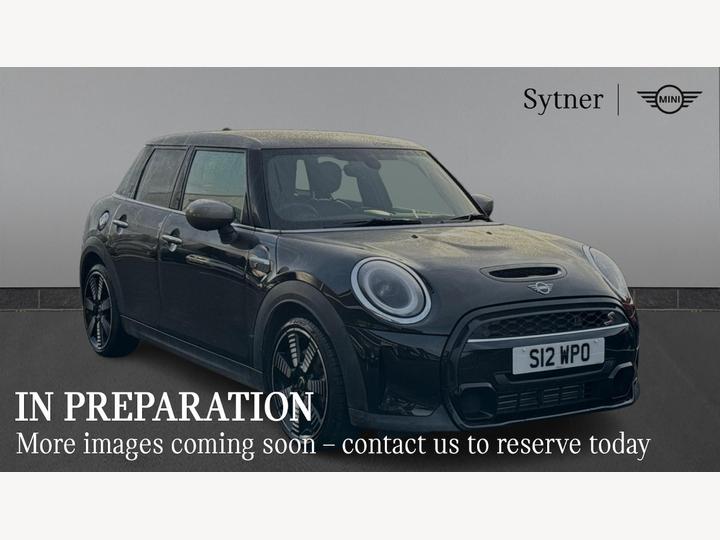 MINI Hatch 2.0 Cooper S Exclusive Steptronic Euro 6 (s/s) 5dr