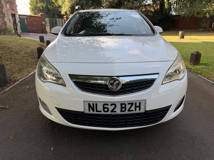 Vauxhall Astra 1.6 16v Active Limited Edition Euro 5 5dr