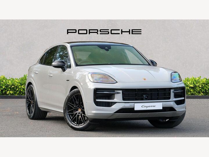 Porsche Cayenne 3.0 V6 E-Hybrid 25.9kWh Black Edition TiptronicS 4WD Euro 6 (s/s) 5dr