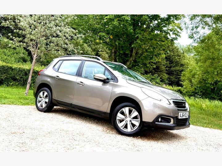 Peugeot 2008 1.2 VTi PureTech Active Euro 5 5dr Peugeot 2008 1.2 VTi PureTech Active Euro 5 5dr