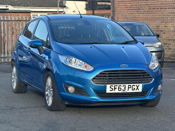 Ford FIESTA 1.0T EcoBoost Titanium Euro 5 (s/s) 5dr
