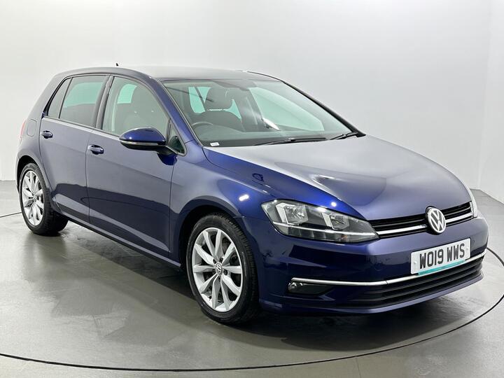 Volkswagen Golf 1.6 TDI GT Euro 6 (s/s) 5dr Volkswagen Golf 1.6 TDI GT Euro 6 (s/s) 5dr