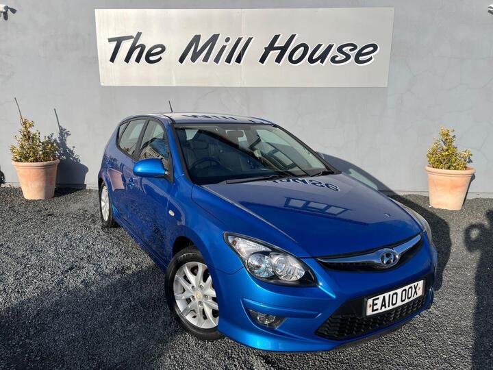 Hyundai I30 1.6 CRDi Comfort Euro 4 5dr Hyundai I30 1.6 CRDi Comfort Euro 4 5dr