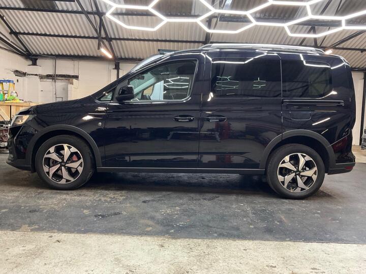 Ford Tourneo Connect 1.5 EcoBoost Active DCT Euro 6 (s/s) 5dr