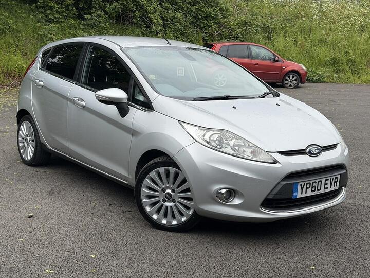Ford FIESTA 1.6 Titanium 5dr