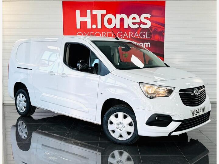 Vauxhall MOVANO 2.2 CDTi 3500 BiTurbo Prime Panel Van 5dr Diesel Manual FWD L3 H2 Euro 6 (s/s) (140 Ps)