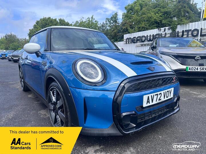 MINI Hatch 2.0 Cooper S Exclusive Steptronic Euro 6 (s/s) 3dr