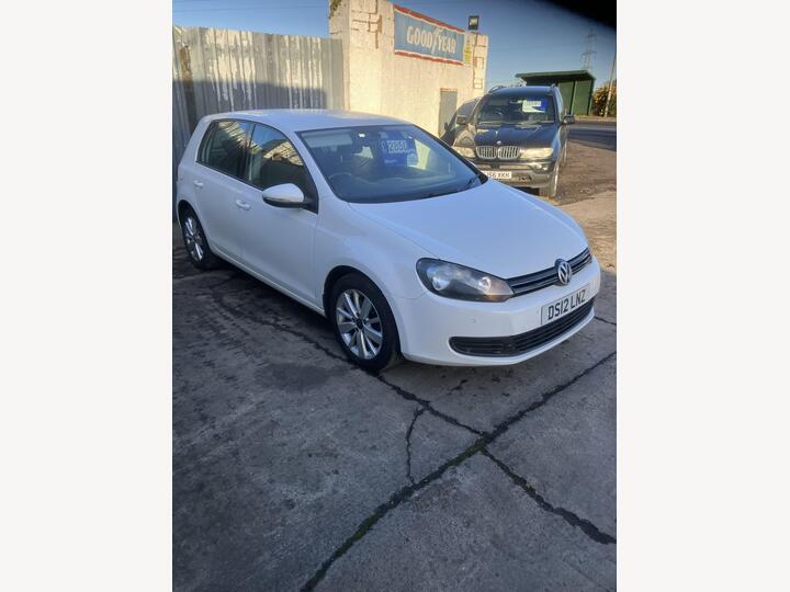 Volkswagen Golf 1.6 TDI Match Euro 5 5dr Volkswagen Golf 1.6 TDI Match Euro 5 5dr