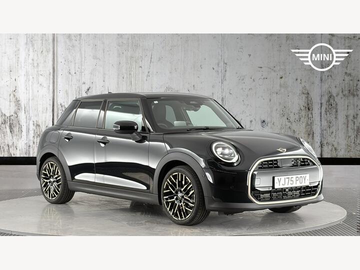 MINI Cooper 1.5C Exclusive Steptronic Euro 6 (s/s) 5dr