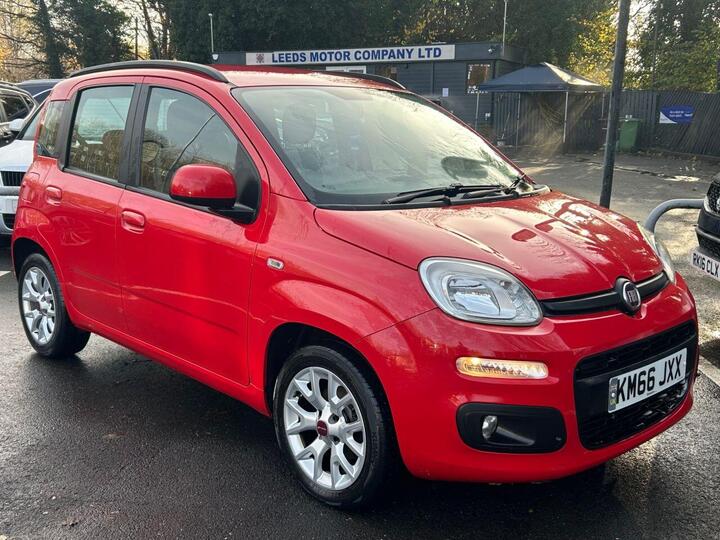 Fiat PANDA 1.2 Lounge Euro 6 5dr