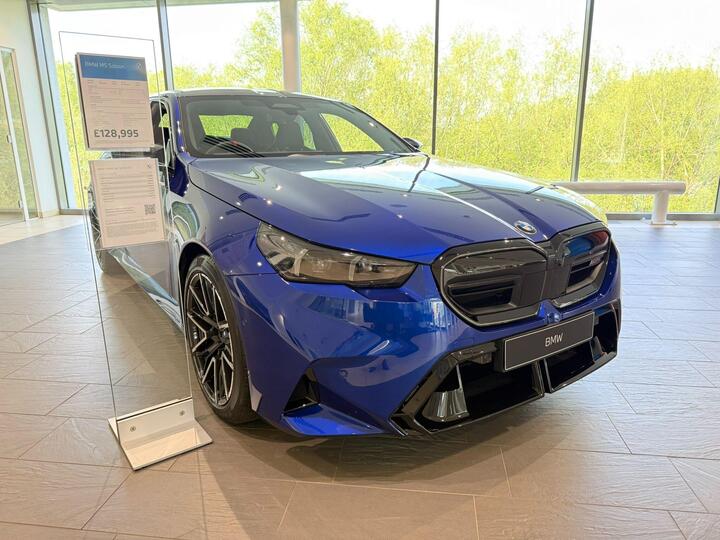 BMW M5 4.4 22.1kWh Steptronic XDrive Euro 6 (s/s) 4dr