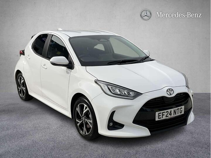 Toyota Yaris 1.5 VVT-h Design E-CVT Euro 6 (s/s) 5dr