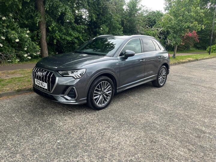 Audi Q3 1.5 TFSI CoD 35 S Line S Tronic Euro 6 (s/s) 5dr