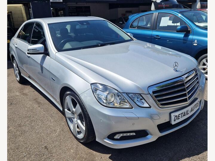 Mercedes-Benz E Class 1.8 E250 CGI BlueEfficiency Avantgarde Tiptronic Euro 5 4dr