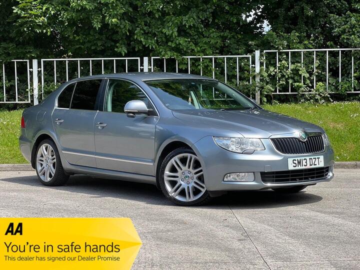 Skoda Superb 2.0 TDI Elegance DSG Euro 5 (s/s) 5dr