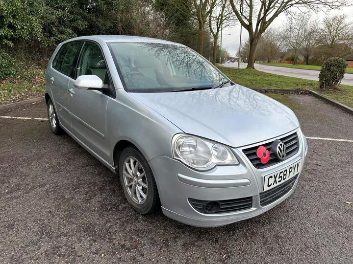 Volkswagen Polo 1.4 TDI BlueMotion 2 5dr Volkswagen Polo 1.4 TDI BlueMotion 2 5dr
