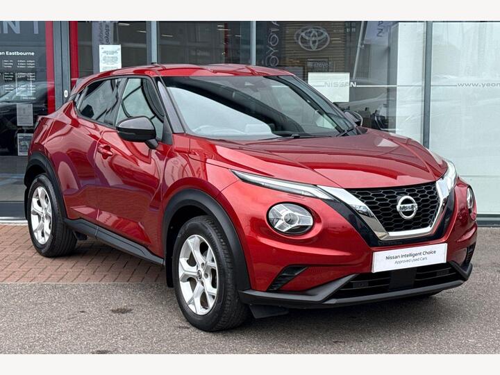 Nissan Juke 1.0 DIG-T N-Connecta Euro 6 (s/s) 5dr Nissan Juke 1.0 DIG-T N-Connecta Euro 6 (s/s) 5dr