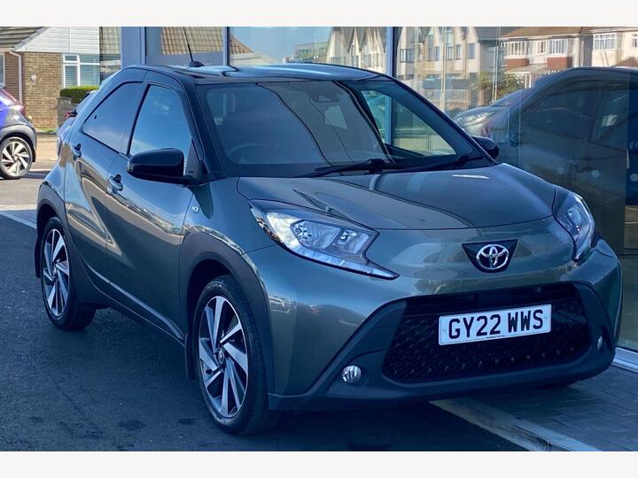 Toyota Aygo X 1.0 VVT-i Edge Euro 6 (s/s) 5dr