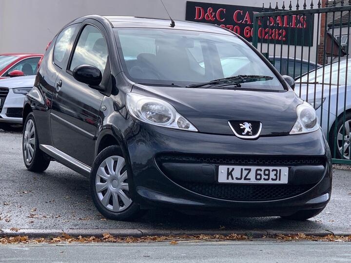 Peugeot 107 1.0 12V Urban Euro 4 3dr Peugeot 107 1.0 12V Urban Euro 4 3dr