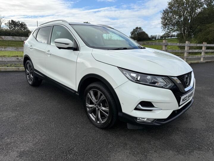 Nissan Qashqai 1.5 DCi N-Connecta Euro 6 (s/s) 5dr