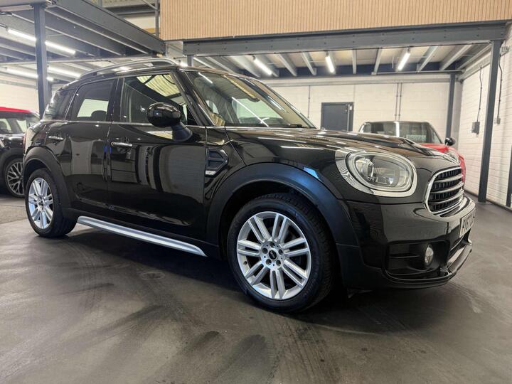 MINI Countryman 1.5 Cooper Euro 6 (s/s) 5dr MINI Countryman 1.5 Cooper Euro 6 (s/s) 5dr