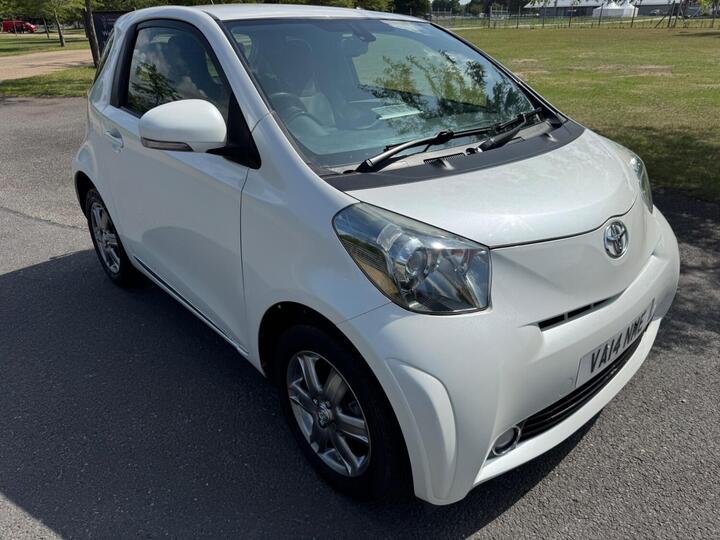 Toyota IQ 1.0 VVT-i 2 Euro 5 3dr