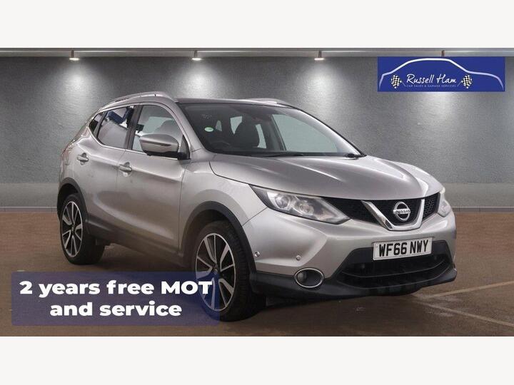 Nissan QASHQAI 1.5 DCi Tekna 2WD Euro 6 (s/s) 5dr