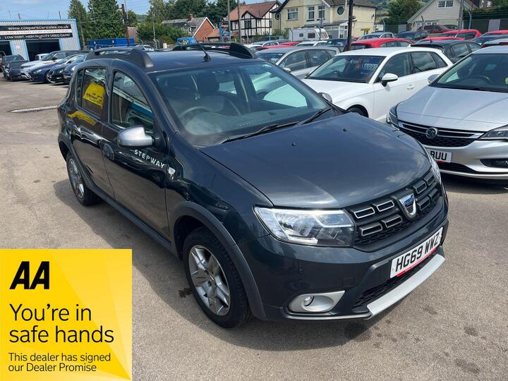 Dacia Sandero Stepway 0.9 TCe Essential Euro 6 (s/s) 5dr