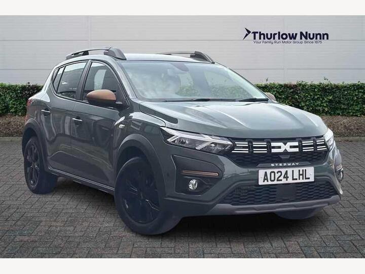 Dacia Sandero Stepway 1.0 TCe EXTREME CVT Euro 6 (s/s) 5dr Dacia Sandero Stepway 1.0 TCe EXTREME CVT Euro 6 (s/s) 5dr