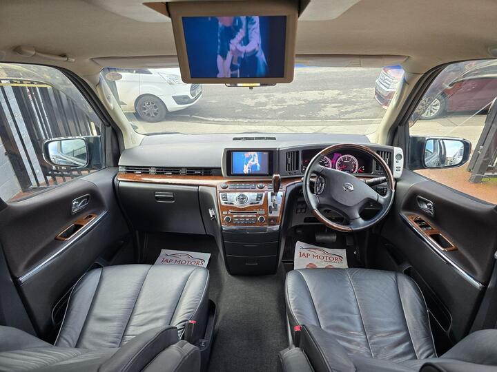 Nissan Elgrand 4WD SERIES 3