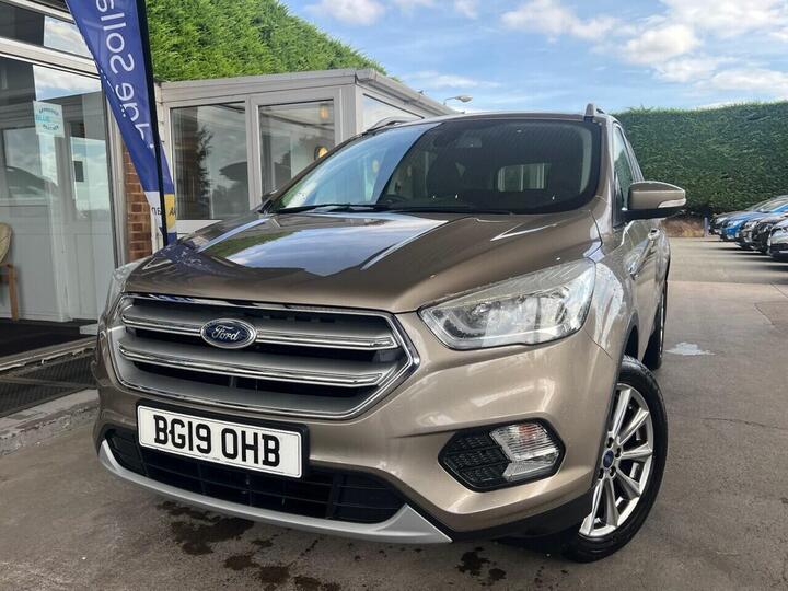 Ford KUGA 1.5 TDCi EcoBlue Titanium Edition Euro 6 (s/s) 5dr