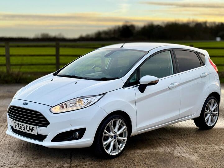 Ford Fiesta 1.0T EcoBoost Titanium X Euro 5 (s/s) 5dr
