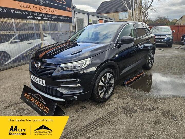 Vauxhall Grandland X 1.2 Turbo SRi Nav Euro 6 (s/s) 5dr Vauxhall Grandland X 1.2 Turbo SRi Nav Euro 6 (s/s) 5dr