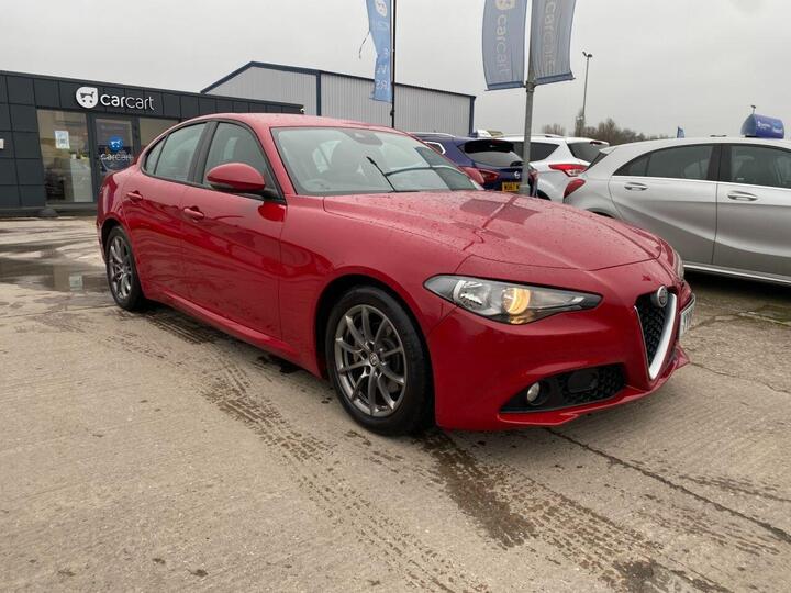Alfa Romeo GIULIA 2.2 TD Super Auto Euro 6 (s/s) 4dr