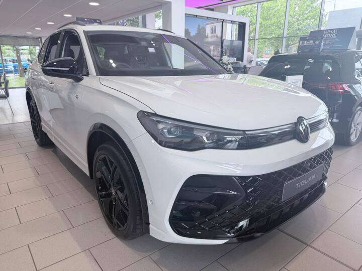 Volkswagen Tiguan 2.0 TSI Black Edition DSG 4Motion Euro 6 (s/s) 5dr
