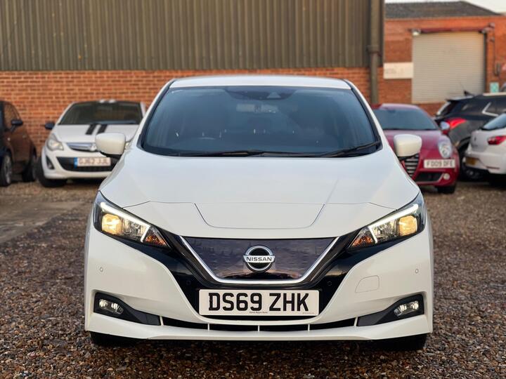 Nissan Leaf 40kWh N-Connecta Auto 5dr