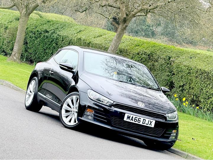 Volkswagen Scirocco 2.0 TSI BlueMotion Tech GT DSG Euro 6 (s/s) 3dr